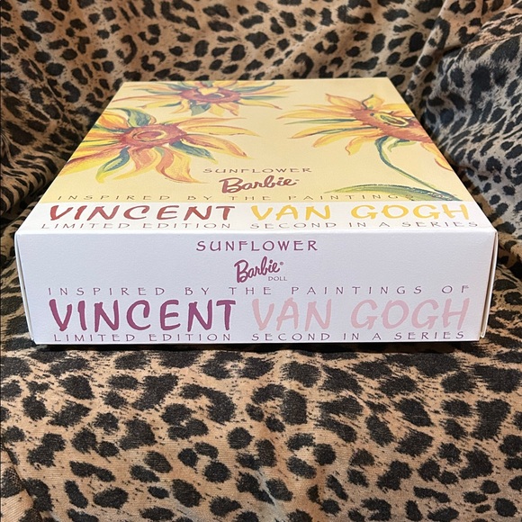 Sunflower Barbie Vincent Van Gogh - Picture 8 of 12